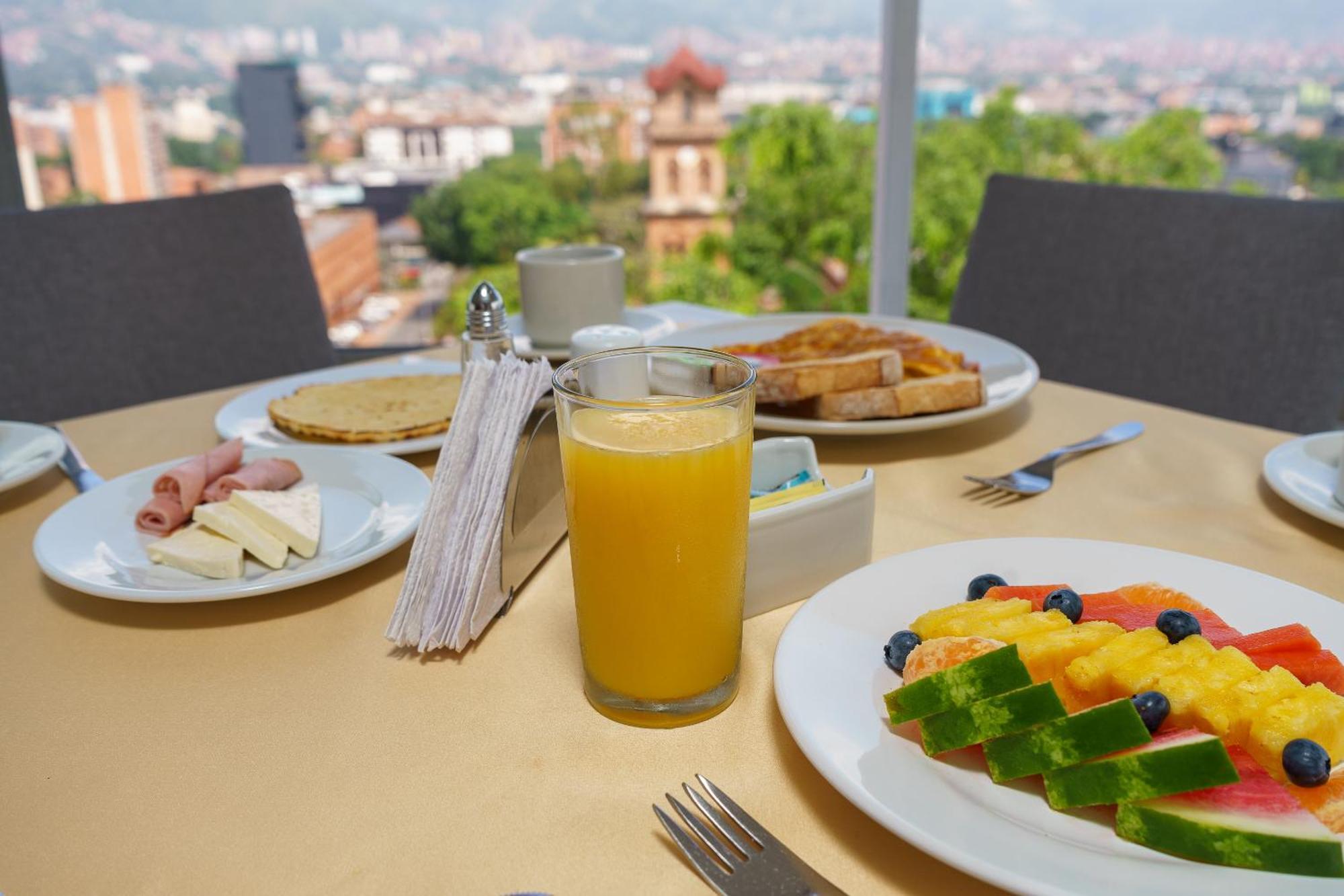 Hotel Torre Poblado Medellin Ngoại thất bức ảnh